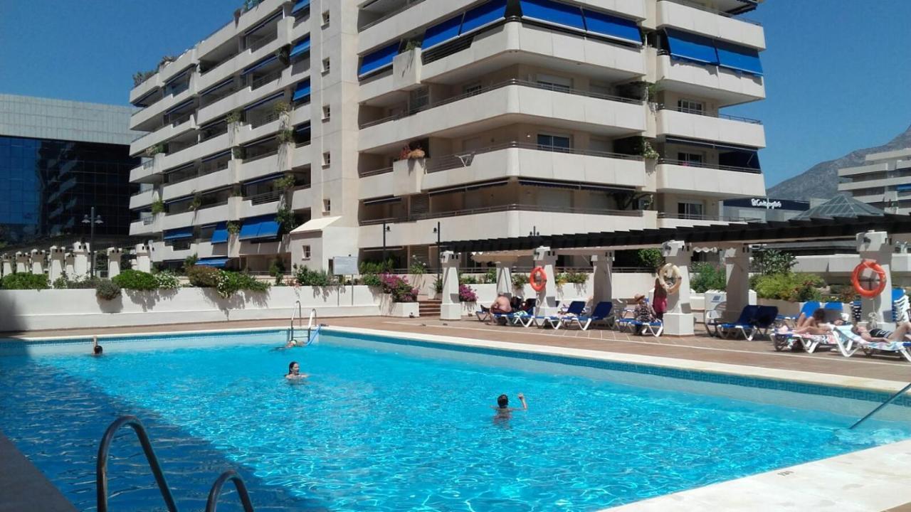 Apartamento céntrico Puerto Banús Marbella Esterno foto